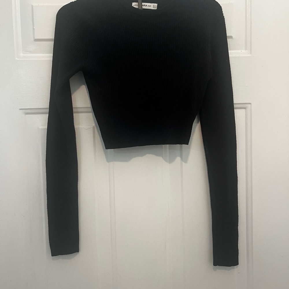 Outfit - Picture 3 of 3